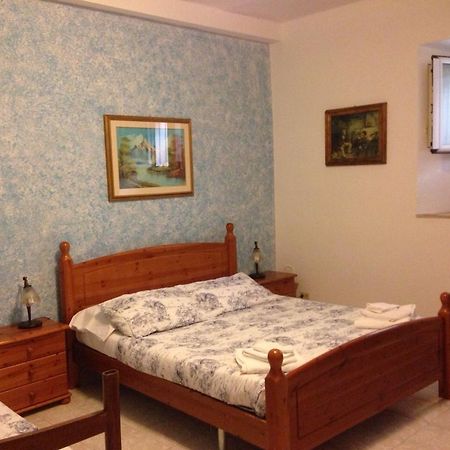 B & B Leonard Acqui Rome Extérieur photo