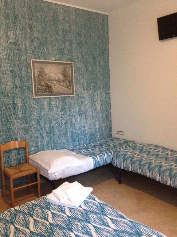B & B Leonard Acqui Rome Chambre photo