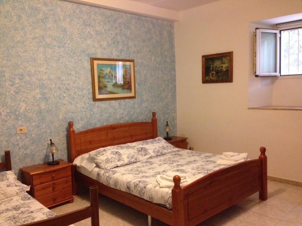 B & B Leonard Acqui Rome Extérieur photo